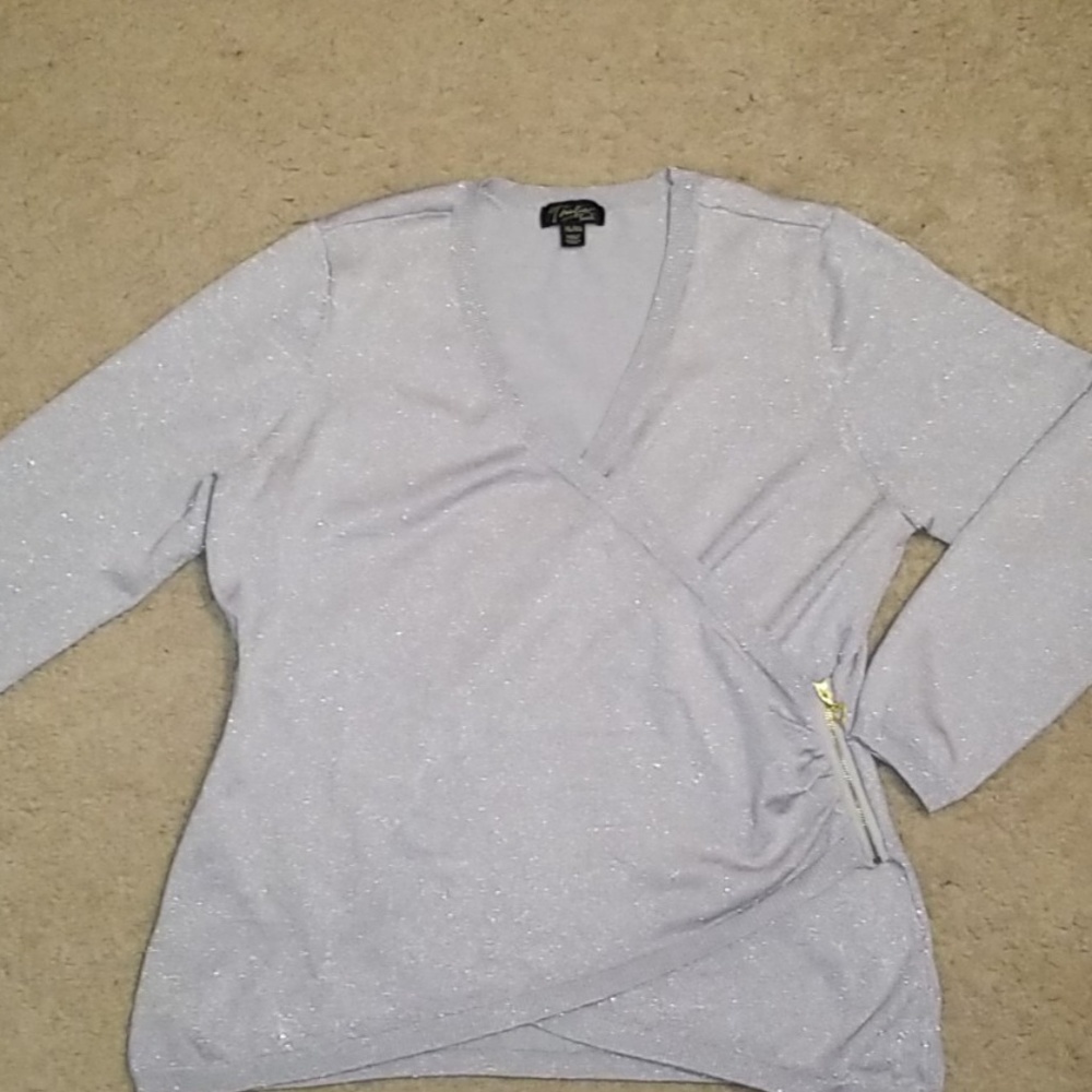 Long sleeve sweater blouse